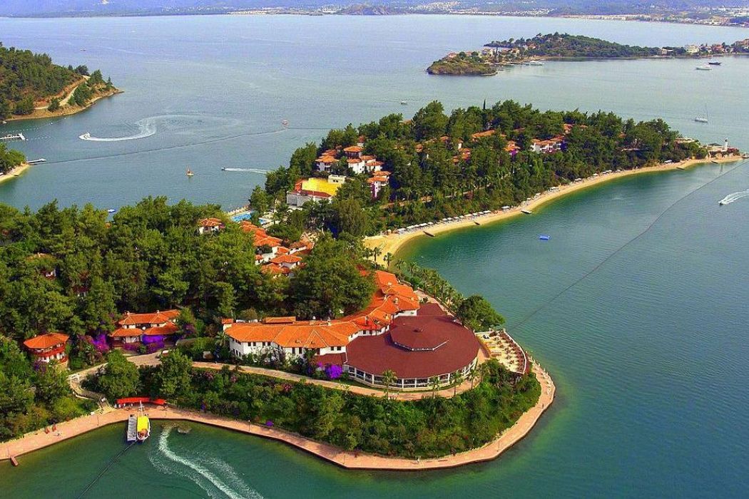 Club & Hotel Letoonia